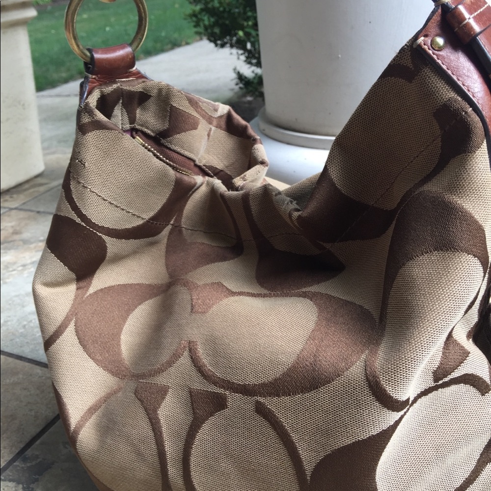 Coach Large Hobo Bag - Picture 2 of 10